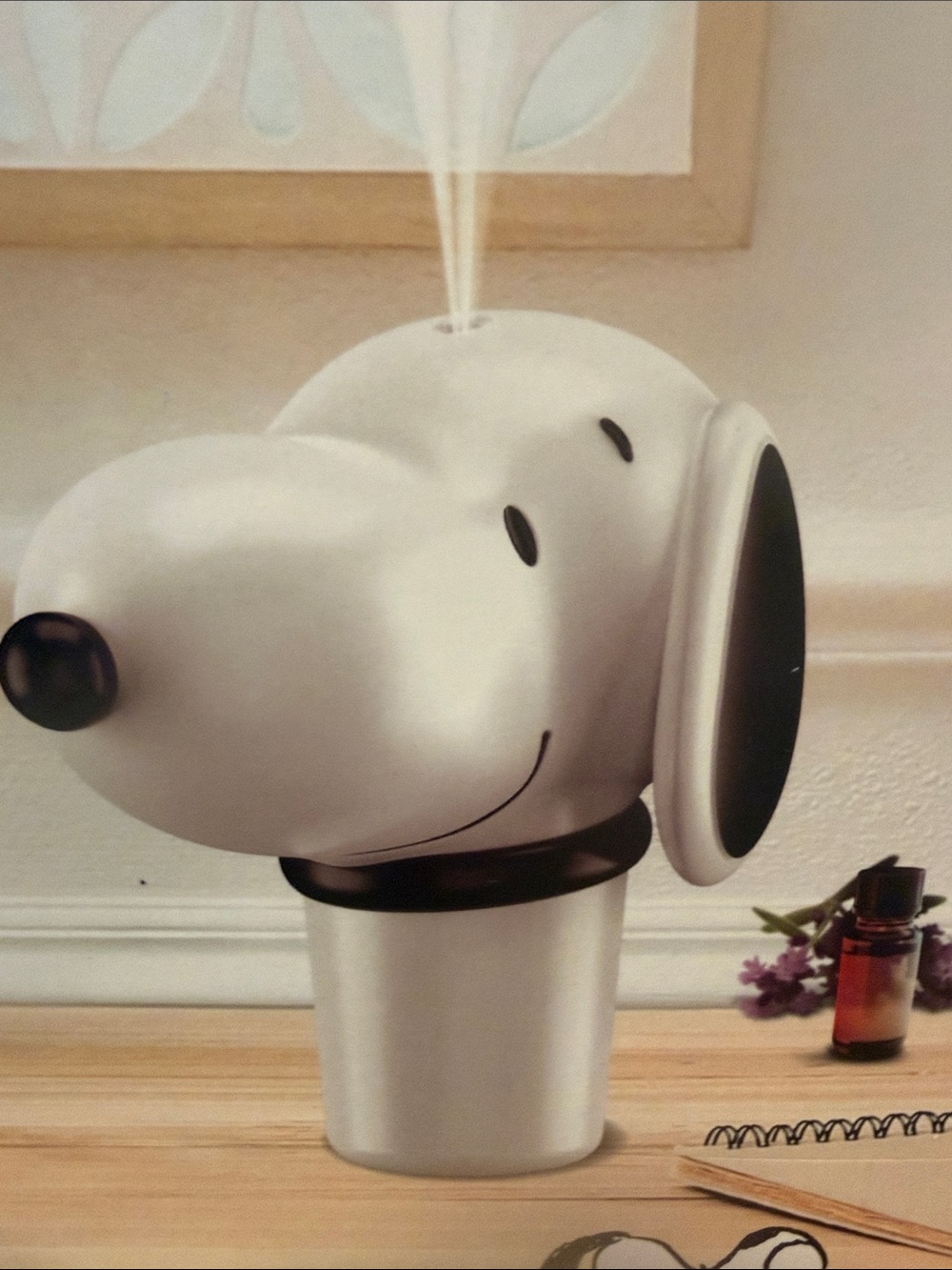 Peanuts Snoopy Ultrasonic Diffuser - White & Black. New in Box! - Picture 7 of 10